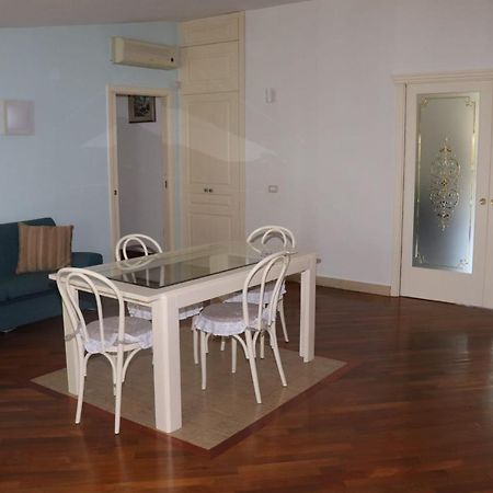 Mary Home 4 A Pochi Passi Dalla Reggia Di Казерта Экстерьер фото